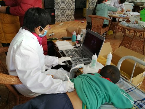 [向包蟲病開戰]——第四站革吉縣完全小學篩查