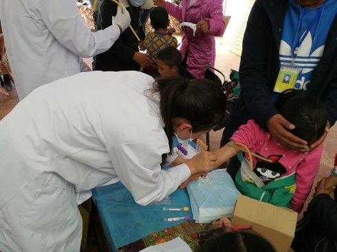 [向包蟲病開戰]——第四站革吉縣完全小學篩查